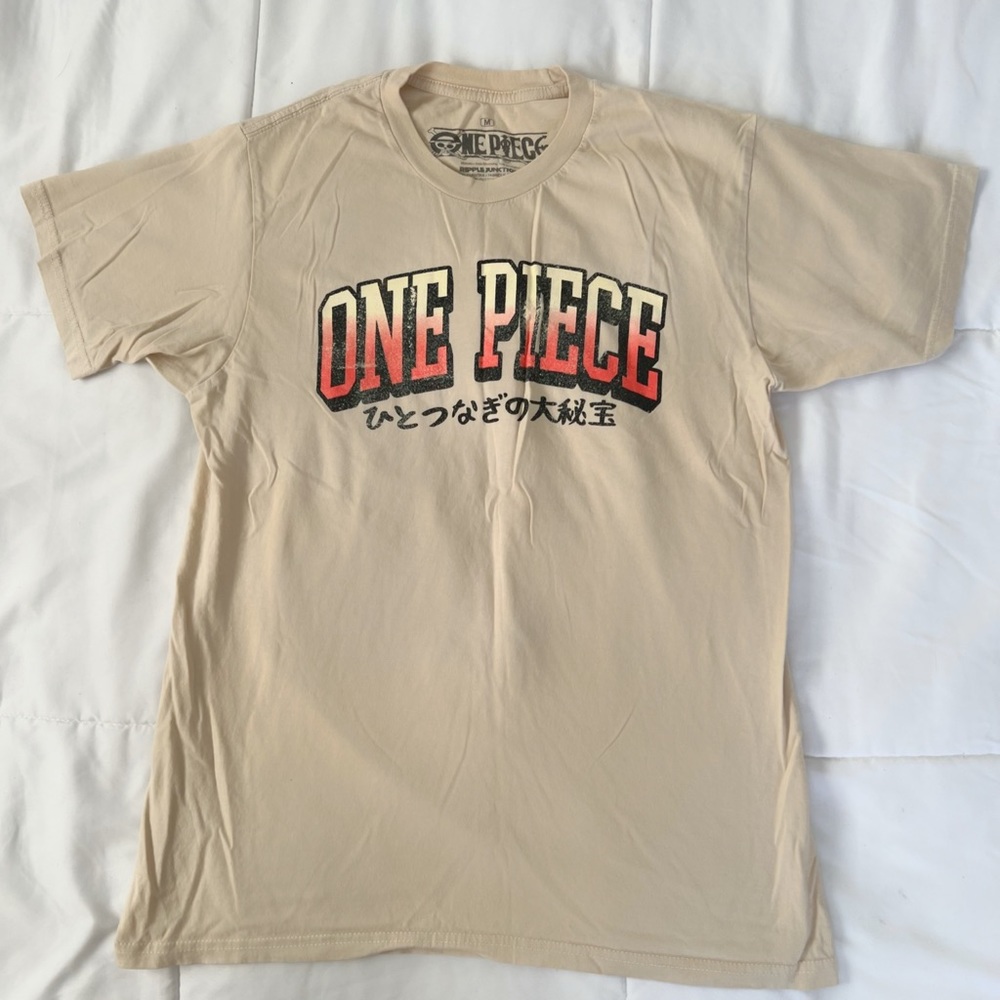 One Piece Vintage Tshirt - Beige